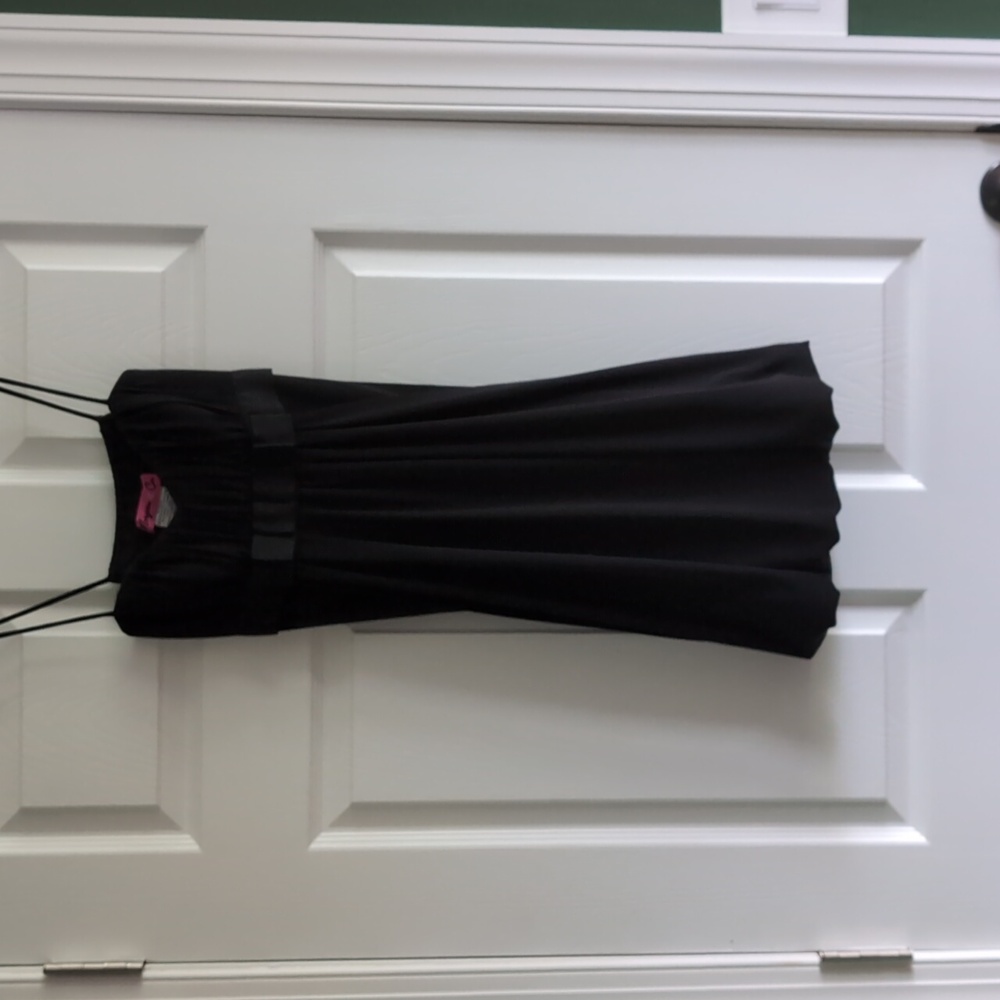 Black mini bubble dress